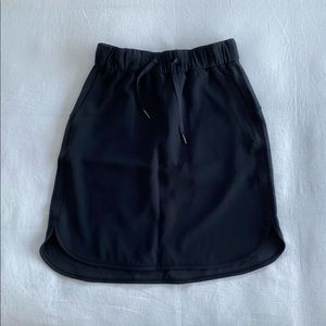 NEVER WORN Lululemon Skirt